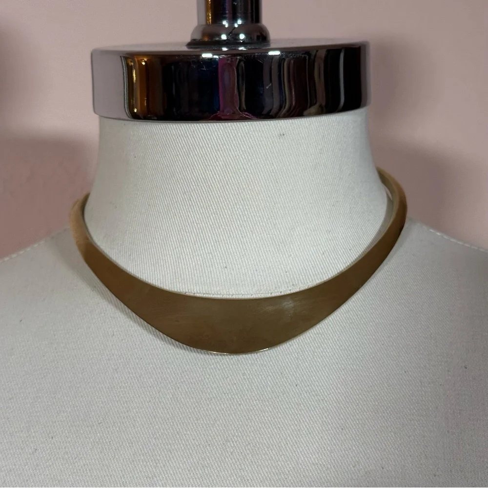 VIntage 1960 '70 MCM Modernist deco gold Brass Minimalist Choker Collar Necklace - Picture 6 of 17